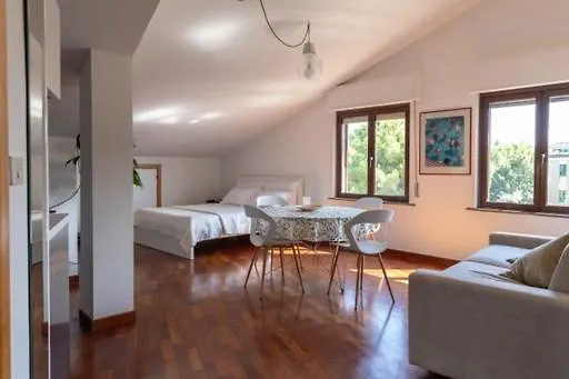 Casa Cecilia Λαντσιάνο